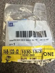 2002-2003 BUICK REGAL BACK UP LAMP LS EMBLEM OEM BADGE 10301363 / 3-C