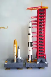 1/400 Space Shuttle Discovery Launcher Platform Painted Model Collection Gifts
