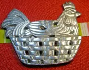 TRIVET~PEWTER~SETTING HEN ON NEST~FOOTED ~8.25" X 6.25"~HOME DECOR~NEW