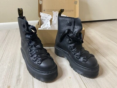 NEW Dr Martens Trevonna Mono Platform Combat Ankle Boots Women’s USA Size 7 RARE