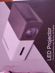 DeepLee DP300 LED Mini Projector.