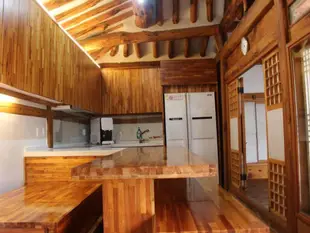 明家齋韓屋民宿Myeonggaje Hanok Single Family House