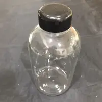 在飛比找蝦皮購物優惠-二手 玻璃水壺 玻璃罐 500ml