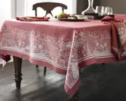 WILLIAMS SONOMA St Nick Christmas Jacquard Tablecloth 90x70 " White Red Holiday
