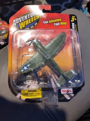 MAISTO FRESH METAL TAILWINDS WWll P-47D THUNDERBOLT!