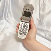 在飛比找蝦皮購物優惠-2001 年 Motorola V66 單機 {收藏用} y