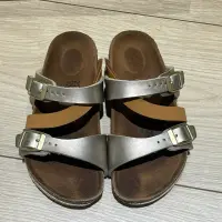 在飛比找蝦皮購物優惠-Birkenstock 兒童勃肯拖鞋size17