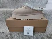 Size 9 - UGG Women’s Tazz Slippers Sand