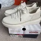 Skechers Womens Sz 9.5 Sneakers Shoes Court Classics Cordova Off White Gold NIB