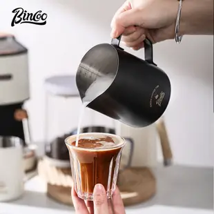 BINCOO 咖啡拉花缸 尖嘴拉花杯 不銹鋼專業打奶缸奶泡杯 拉花神器 咖啡器具 350ML/600ML