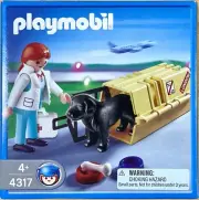 Playmobil 4317 Veterinarian with dog & travel crate 2005 New in sealed box
