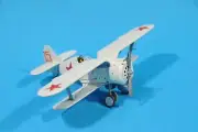 1/72 WW2 Russian Polikarpov I-153 fighter aircraft built model