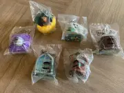 New 1996 Complete Set of 6 Disney Pocahontas Finger Puppets Burger King Toys