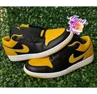 Nike Air Jordan 1 Low Mens Sz 11 Black Yellow Ochre White 553558-072 Shipping