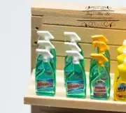 1:12 Dollhouse Miniature Glass Cleanser/Window Cleaner 57179