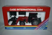Ertl 1:32 Case International 2294 Tractor With 3 Attachments