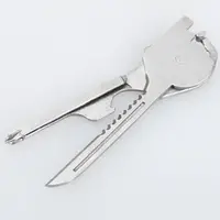 在飛比找樂天市場購物網優惠-六合一多功能刀鑰匙扣創意禮品鑰匙刀男士汽車工具生日禮品小禮品