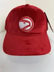 Mitchell & NESS Atlanta Hawks Strap back Cap ( OSFM )