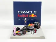 Red Bull F1 RB18 Max Verstappen Dutch 2022 World Champion Spark 1:43 with Figure