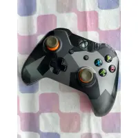 在飛比找蝦皮購物優惠-微軟 XBOX ONE 原廠無線手把/無線控制器 手把 搖桿