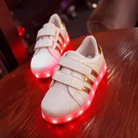 在飛比找蝦皮購物優惠-快樂寶貝 兒童發光鞋 充電式夜光鞋 童鞋 亮燈鞋LED男童女