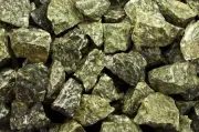 1 lb Green Worm Rough Stones - Natural Crystal Mineral Rock Specimens Tumbling