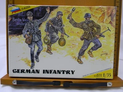 Zvezda 1/35 German Infantry 3512 New in sealed Box