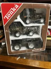 vintage 1976 Tonka mini Military set w original Box # 1990 mint & unused