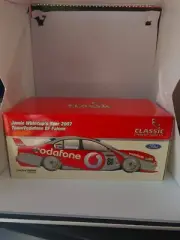 Jamie Whincup 2007 Team Vodafone Ford BF Falcon 888 Classic Carlectables 1:18 LE