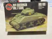 Airfix HO Sherman Tank