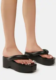[Lemon Drop by Privileged] Black Scotia Platform Sandals
