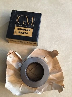 1953-62 Chevy Corvette GM NOS 3702102 Transmission Torque Convertor Stator Race