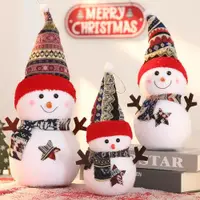 在飛比找ETMall東森購物網優惠-圣誕節裝飾品北歐風圣誕老人雪人大娃娃公仔商場櫥窗場景布置禮物