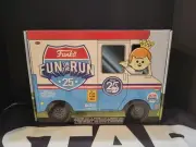 Fun on the Run 25th Anniversar BOX FUNKO POP Freddy Online Exclusive SEALED NEW