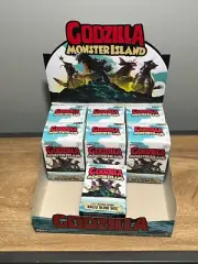Godzilla Monster Island Super 7 ReAction Kaiju Blind Box x7 With Display Case