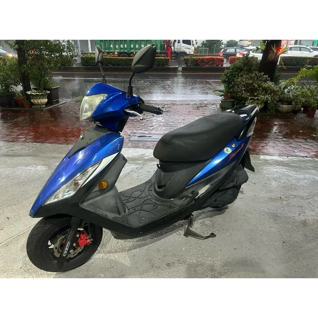 SYM GT125 綺麗 8732km 売約済み58000円 SYM GT125 加速良好！綺麗な車両です！575