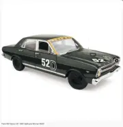 1:18 Ford XR Falcon GT 1967 Bathurst Winner Classic Carlectables 18072