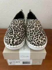 NWB Clarks Cloudsteppers Cushioned Soft Step Glow Jade Leopard Print Shoes Sz 9W