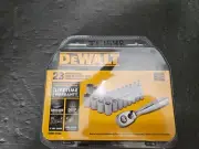 DEWALT 23PC SOCKET SET 1/4DR SAE/MM #DWMT72160 (TL1548)