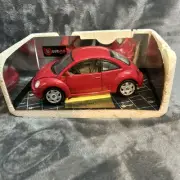 1/18 Bburago 1998 Volkswagen Bug in red, New Beetle - No Box Very Good Condition