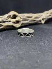 Handmade Native American Zuni inlay Jet band Ring Size 9.5