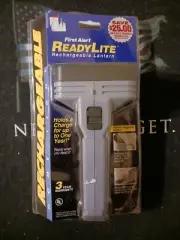 First Alert Ready-Lite Rechargeable Light Brand New & Factory Sealed Old Stock