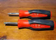 Snap-on Tools RARE 2pc Hard Grip Standard Instinct Handle Stubby Screwdriver Set