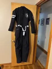 One Piece Men’s Snowsuit Warm And Good For