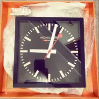 在飛比找蝦皮購物優惠-MONDAINE 瑞士國鐵經典掛鐘 25cm 黑色方型國鐵鐘
