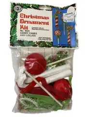 LeeWards Christmas Craft Kit MCM Sequin Bead 4 Ornaments Vintage Candy Canes