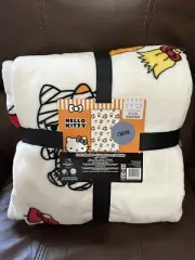 HELLO KITTY HALLOWEEN GREY SKELETON-SPIDER WEB BLANKET !!BNWT!! TWIN