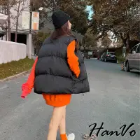 在飛比找momo購物網優惠-【HanVo】現貨 韓系寬版簡約立領羽絨背心(保暖系列舒適休