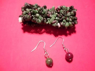 Carpet Bracelet & Round Beaded Dangle Earring Set in Stainless Steel