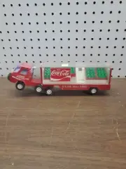 VINTAGE 1980’s BUDDY L COCA COLA SEMI TRUCK w/ GREEN BOTTLES RED CRATE/ JAPAN